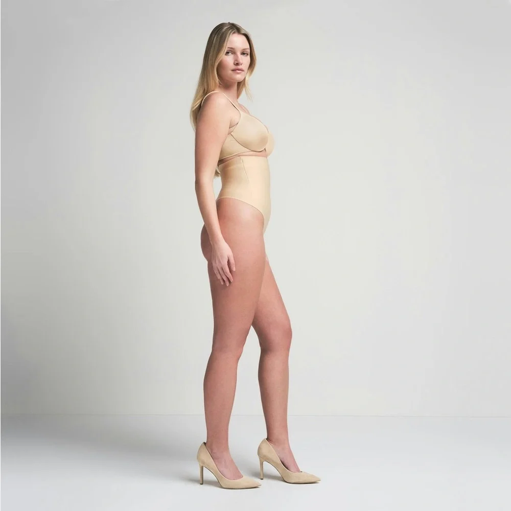 Skims Sand High-Waisted Thong NWT Small in Sand Color - Picture 3 of 7
